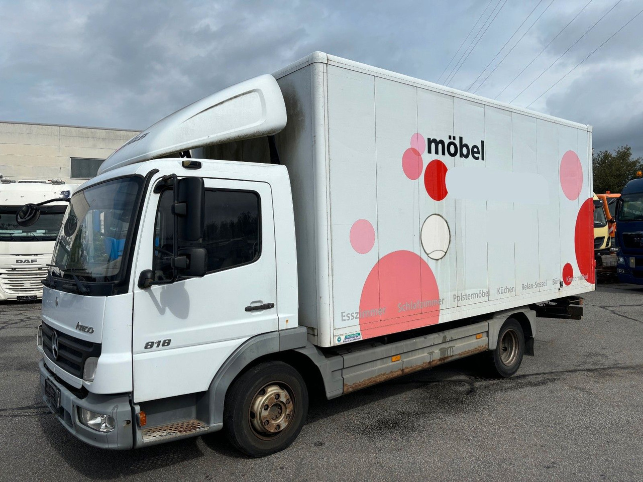 Mercedes-Benz Atego 818 Kurze Radstand Blattfederung - Furgons ar slēgtā virsbūve: foto 5 Mercedes-Benz Atego 818 Kurze Radstand Blattfederung - Furgons ar slēgtā virsbūve: foto 5