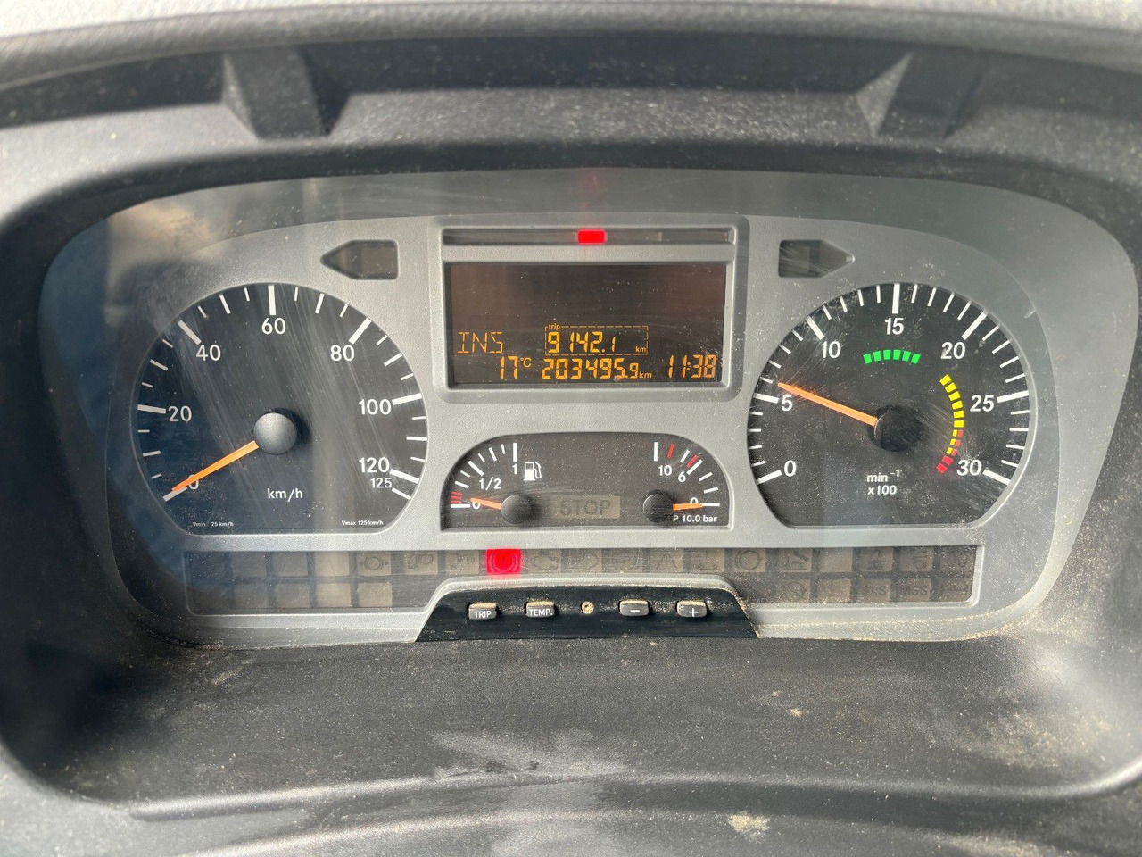 Mercedes-Benz Atego 818 Kurze Radstand Blattfederung - Furgons ar slēgtā virsbūve: foto 4 Mercedes-Benz Atego 818 Kurze Radstand Blattfederung - Furgons ar slēgtā virsbūve: foto 4