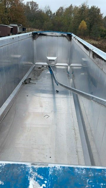 Reisch 50 m³ GETREIDE Reisch 50 m³ GETREIDE - Puspiekabe pašizgāzējs: foto 5 Reisch 50 m³ GETREIDE Reisch 50 m³ GETREIDE - Puspiekabe pašizgāzējs: foto 5