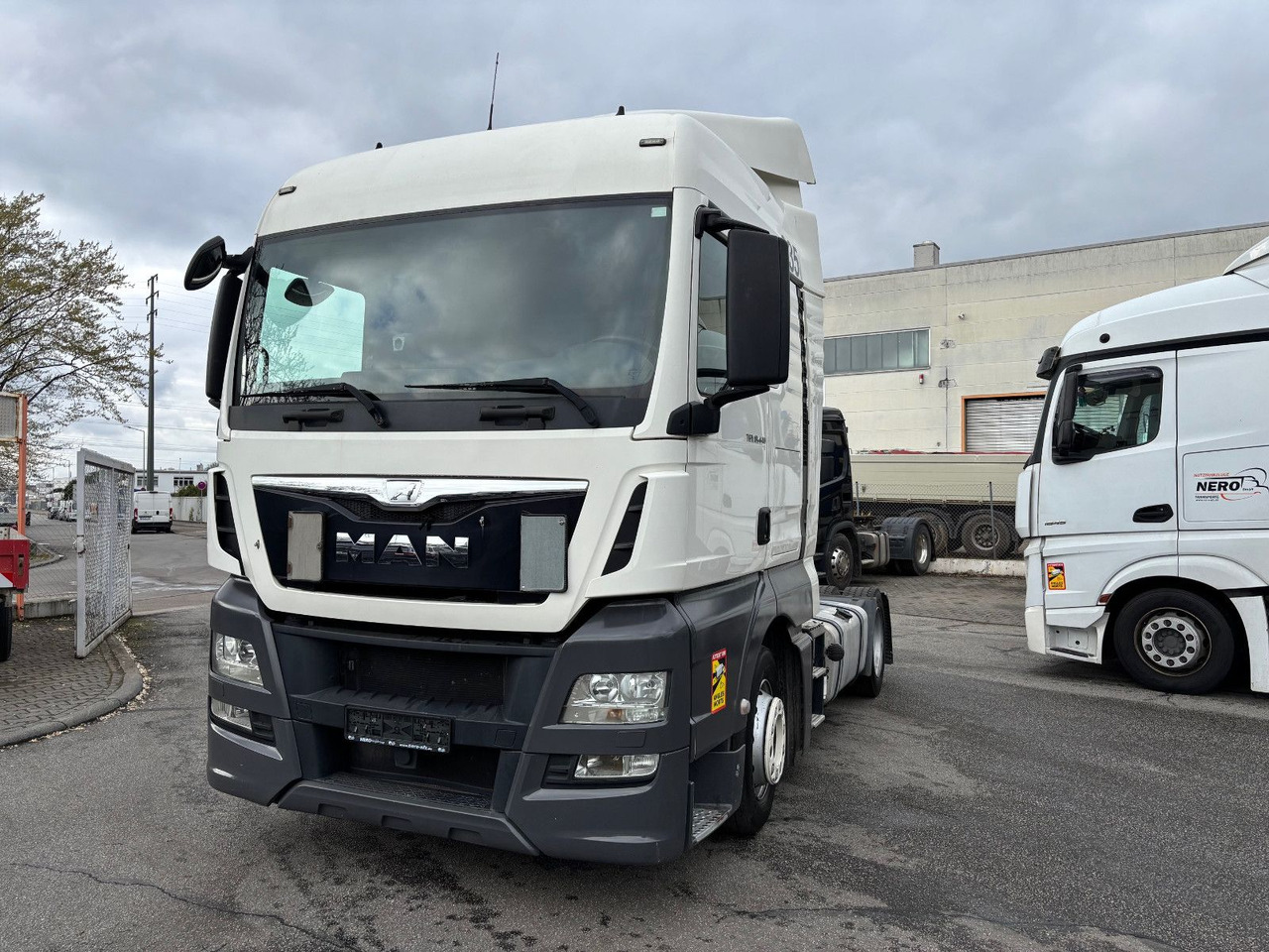 MAN TGX 18.440/Retarder/Hubsattelkupplung/Navi - Vilcējs: foto 3 MAN TGX 18.440/Retarder/Hubsattelkupplung/Navi - Vilcējs: foto 3