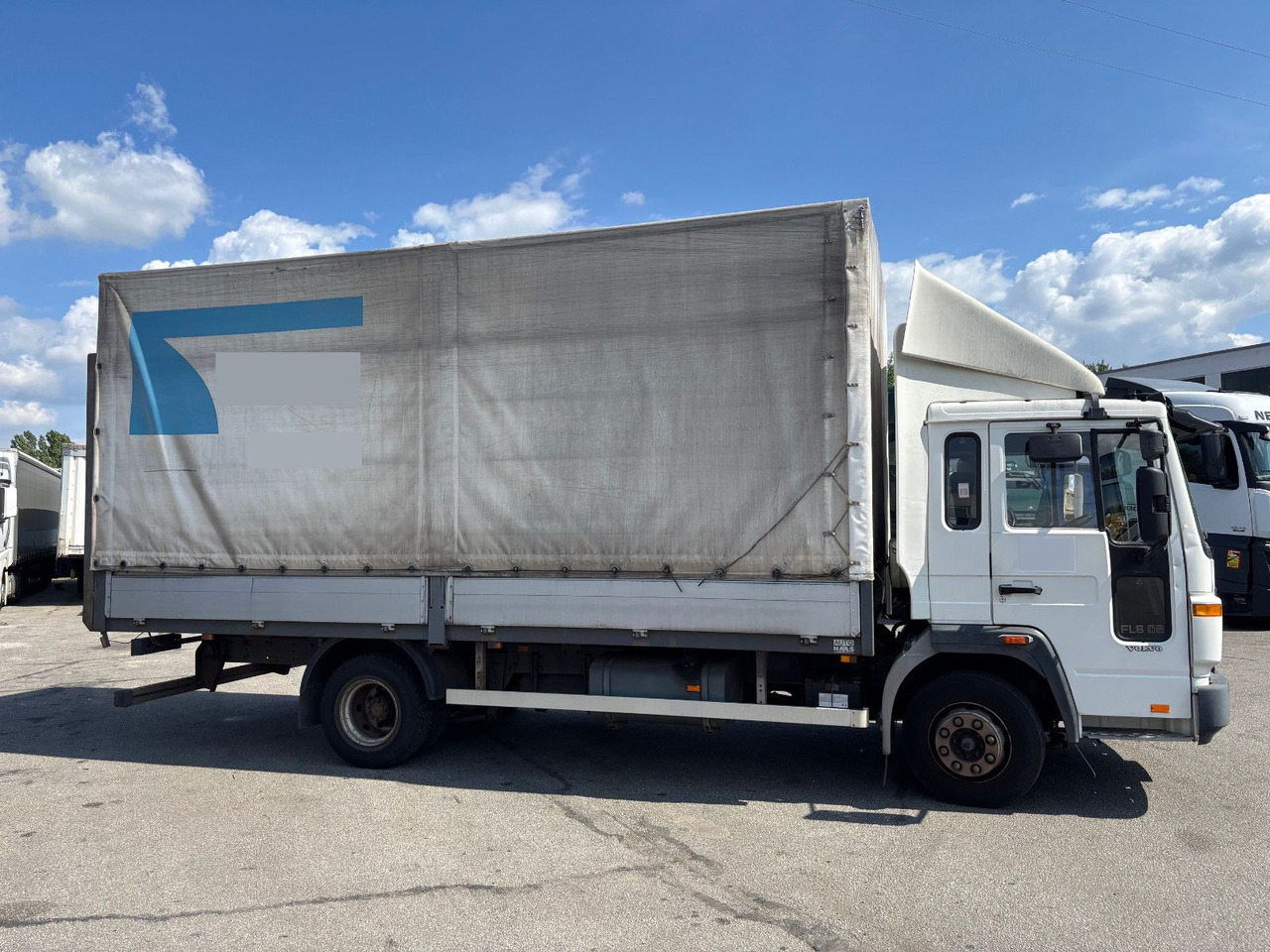 Volvo FL6 Klima/Luftfederung - Furgons ar tentu: foto 3 Volvo FL6 Klima/Luftfederung - Furgons ar tentu: foto 3