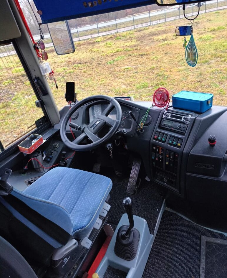 MAN OTOKAR VECTIO 240S - Piepilsētas autobuss: foto 4 MAN OTOKAR VECTIO 240S - Piepilsētas autobuss: foto 4