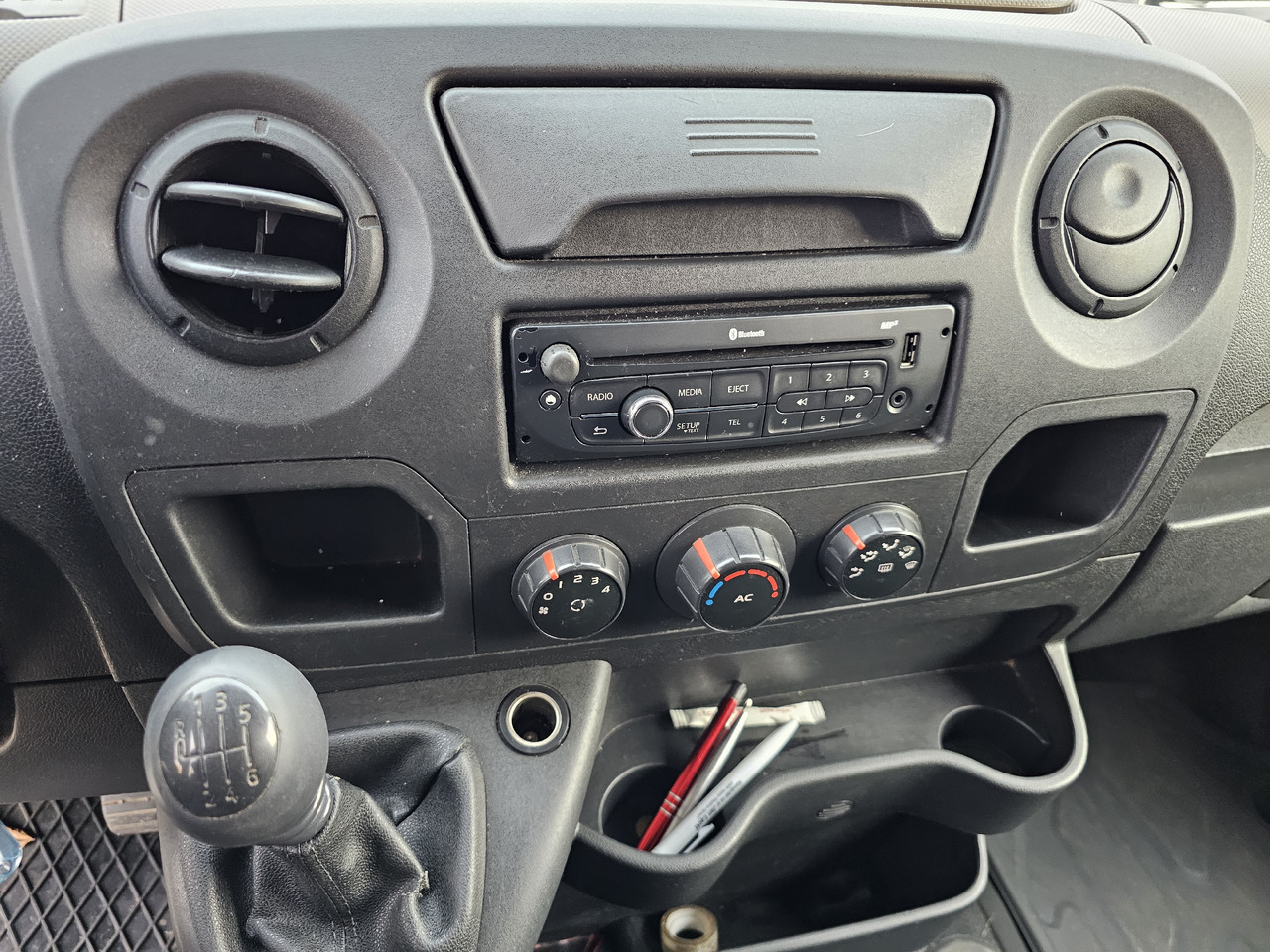 RENAULT MASTER 2.3 L3H2 CHLODNIA CARRIER KLIMA EURO5 - Komercauto refrižerators: foto 5 RENAULT MASTER 2.3 L3H2 CHLODNIA CARRIER KLIMA EURO5 - Komercauto refrižerators: foto 5