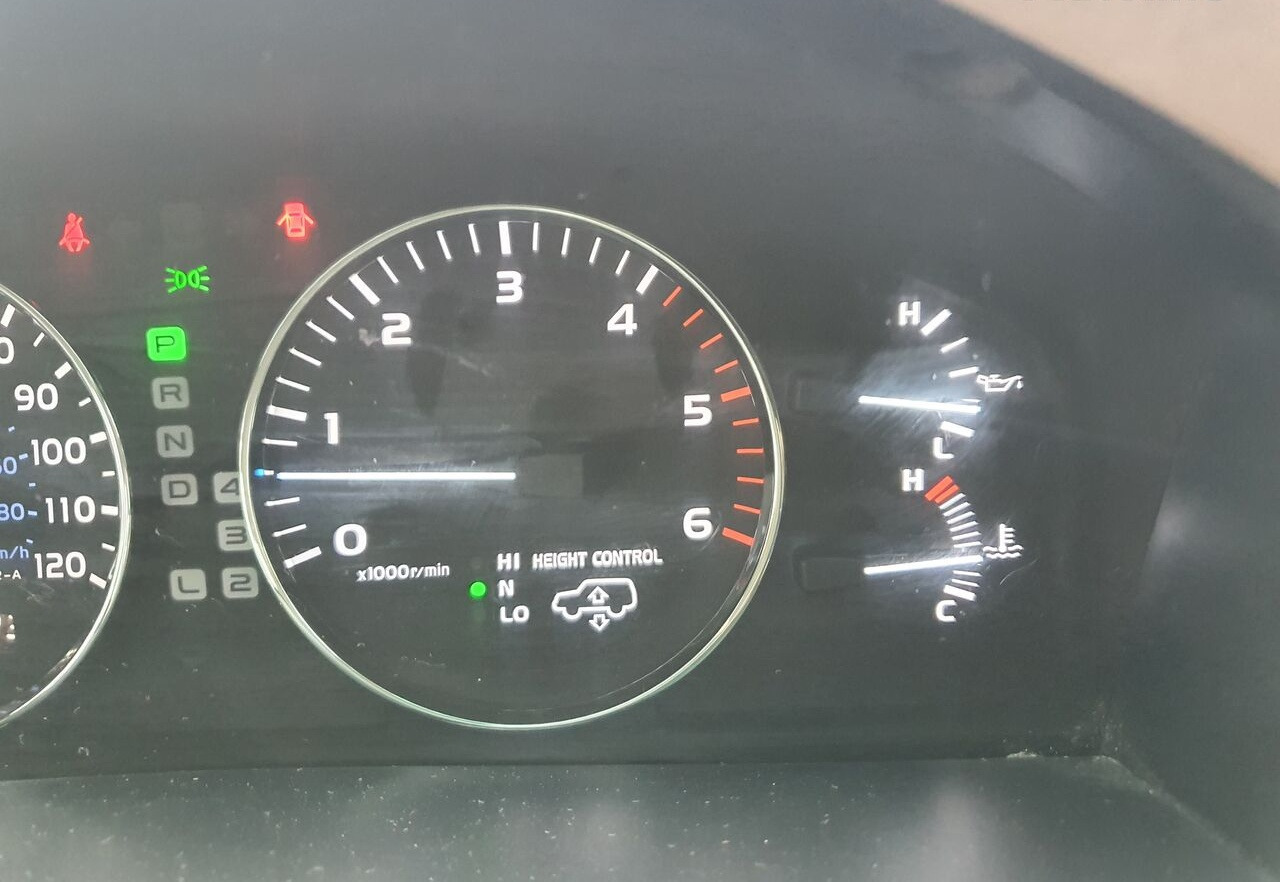 Vieglā automašīna Toyota LAND CRUISER 100 4,2 TD KLIMA 7 OSOB: foto 14