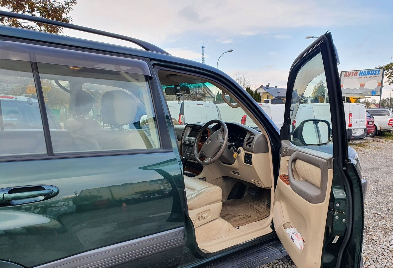 Vieglā automašīna Toyota LAND CRUISER 100 4,2 TD KLIMA 7 OSOB: foto 11