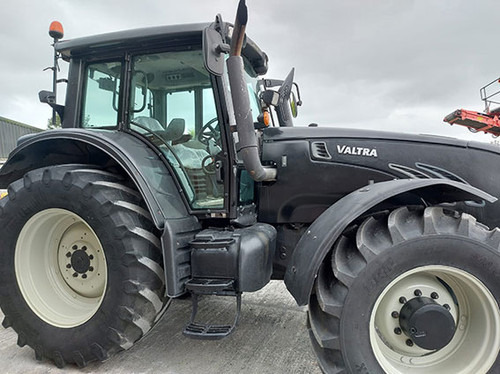 2012 Valtra T132 - Traktors: foto 4 2012 Valtra T132 - Traktors: foto 4