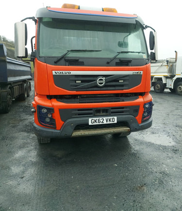 2012 Volvo FMX420 Tipper - Kravas automašīna pašizgāzējs: foto 1 2012 Volvo FMX420 Tipper - Kravas automašīna pašizgāzējs: foto 1