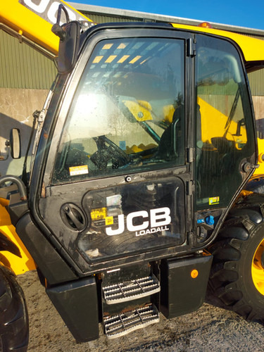 2016 JCB 541-70 Agri - Teleskopiskais iekrāvējs: foto 3 2016 JCB 541-70 Agri - Teleskopiskais iekrāvējs: foto 3