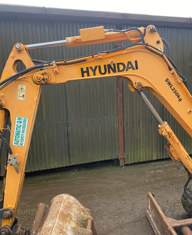2017 Hyundai R25Z-9AK - Ekskavators: foto 2 2017 Hyundai R25Z-9AK - Ekskavators: foto 2
