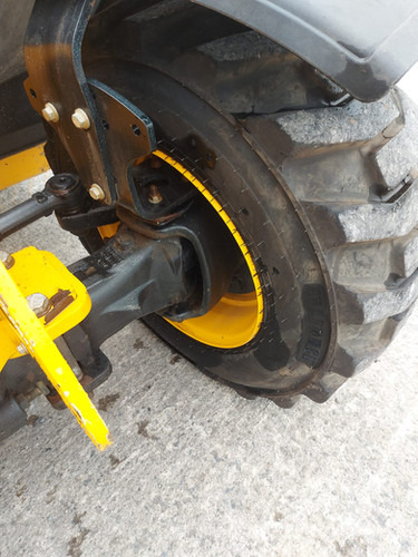Teleskopiskais iekrāvējs 2021 JCB 525-60: foto 13
