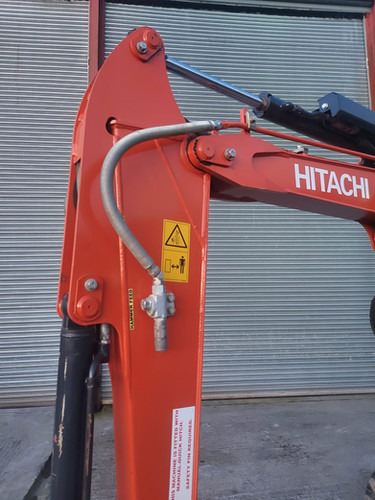 Ekskavators 2024 Hitachi ZXZX33-6CLR: foto 7 Ekskavators 2024 Hitachi ZXZX33-6CLR: foto 7