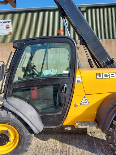 JCB 2015 JCB 526-56 Agri - Teleskopiskais iekrāvējs: foto 3 JCB 2015 JCB 526-56 Agri - Teleskopiskais iekrāvējs: foto 3