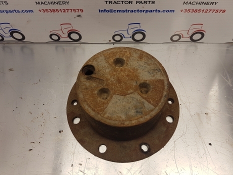 Case Hub Cover 4472452036 Zf Apl 330 81437c1 - Rumba - Traktors: foto 2 Case Hub Cover 4472452036 Zf Apl 330 81437c1 - Rumba - Traktors: foto 2