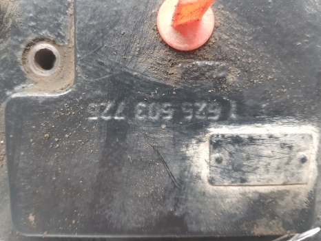 Case Maxxum, Puma New Holland T5, T6, T7.200 Spool Valve Top End 5192188 - Hidrauliskais vārsts - Traktors: foto 2 Case Maxxum, Puma New Holland T5, T6, T7.200 Spool Valve Top End 5192188 - Hidrauliskais vārsts - Traktors: foto 2