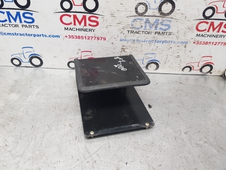 Case Maxxum, Puma New Holland T6, T7.200 Ecu Holding Bracket 87314581, 51622452 - Elektroniskais vadības bloks (ECU) - Traktors: foto 2 Case Maxxum, Puma New Holland T6, T7.200 Ecu Holding Bracket 87314581, 51622452 - Elektroniskais vadības bloks (ECU) - Traktors: foto 2