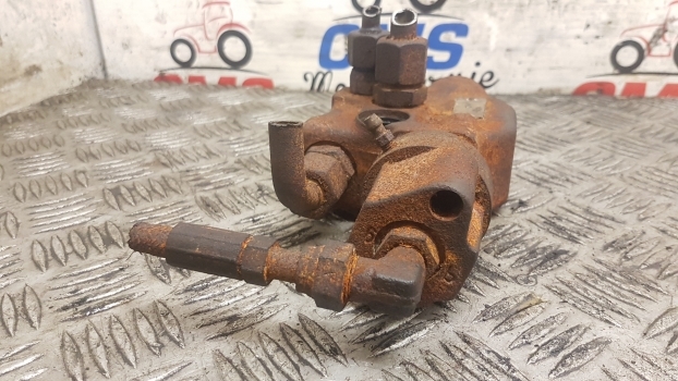 Case Mxc, Maxxum Mx Series Mx110, Mx100, Mx120 Maxxum Hydraulic Valve Body - Hidrauliskais vārsts - Traktors: foto 5 Case Mxc, Maxxum Mx Series Mx110, Mx100, Mx120 Maxxum Hydraulic Valve Body - Hidrauliskais vārsts - Traktors: foto 5