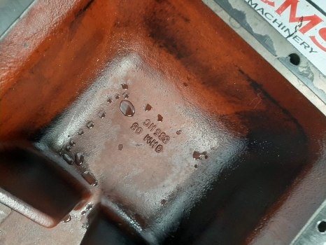 Claas Ares 710 - 836, 720, 816, 826 Engine Oil Sump 6005021469 - Eļļas panna - Traktors: foto 3 Claas Ares 710 - 836, 720, 816, 826 Engine Oil Sump 6005021469 - Eļļas panna - Traktors: foto 3