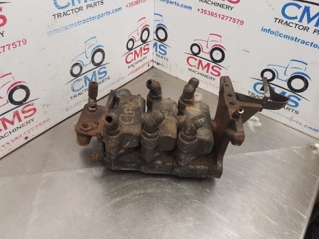 Claas Ares 836, 715,atles, Axion Series Spool Valve Assy 6005028082, 6005027572 - Hidrauliskais vārsts - Traktors: foto 3 Claas Ares 836, 715,atles, Axion Series Spool Valve Assy 6005028082, 6005027572 - Hidrauliskais vārsts - Traktors: foto 3