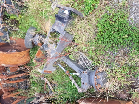 Claas Arion 420, Carraro 20-19 Front Axle Complete 340507, 125812, 068550 - Asis un rezerves daļas: foto 1 Claas Arion 420, Carraro 20-19 Front Axle Complete 340507, 125812, 068550 - Asis un rezerves daļas: foto 1