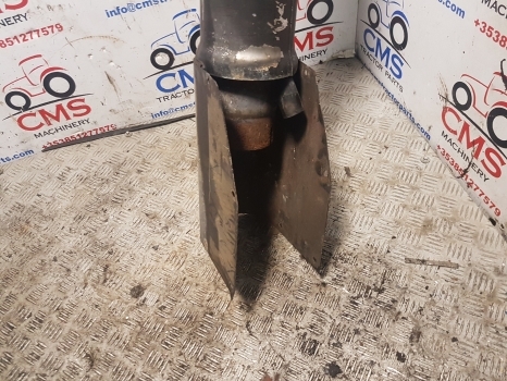 Claas Arion 500, 600 Series A18, A19, A20 640 Exhaust Pipe Extension 0021799761 - Izpūtējs - Traktors: foto 2 Claas Arion 500, 600 Series A18, A19, A20 640 Exhaust Pipe Extension 0021799761 - Izpūtējs - Traktors: foto 2