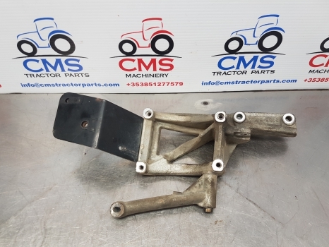 Claas Arion 530, 500, Cmatic,hexashift Alternator Support 0022356030, 0021608072 - Ģenerators - Traktors: foto 4 Claas Arion 530, 500, Cmatic,hexashift Alternator Support 0022356030, 0021608072 - Ģenerators - Traktors: foto 4