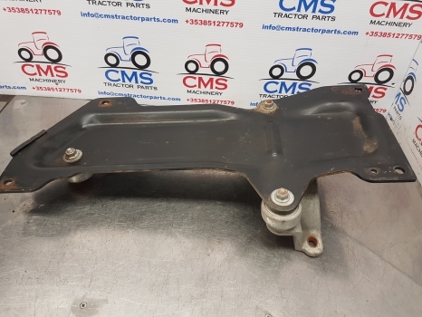 Claas Arion 640, 500, 600 Catalyst Filter Support 0011470820, 0011470480 - Izplūdes sistēma - Traktors: foto 5 Claas Arion 640, 500, 600 Catalyst Filter Support 0011470820, 0011470480 - Izplūdes sistēma - Traktors: foto 5