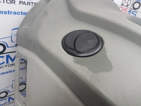 Claas Arion 640, 950, 850, 600 Cab Front Panel Assy 0021516693, 0021516694 - Kabīne un interjers - Traktors: foto 4 Claas Arion 640, 950, 850, 600 Cab Front Panel Assy 0021516693, 0021516694 - Kabīne un interjers - Traktors: foto 4