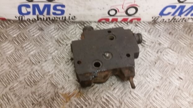 Deutz Agrotron 150 Mk3 Hydraulic Valve Slice - Hidrauliskais vārsts - Traktors: foto 4 Deutz Agrotron 150 Mk3 Hydraulic Valve Slice - Hidrauliskais vārsts - Traktors: foto 4