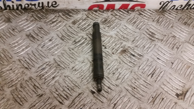 Deutz Agrotron 150 Mk3 Injector Assembly 0432191327, 02112957 - Inžektors: foto 1 Deutz Agrotron 150 Mk3 Injector Assembly 0432191327, 02112957 - Inžektors: foto 1