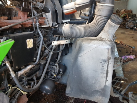Deutz Agrotron M620 Fuel Tank 0.018.5344.3/10, 04438227/20 - Degvielas tvertne: foto 1 Deutz Agrotron M620 Fuel Tank 0.018.5344.3/10, 04438227/20 - Degvielas tvertne: foto 1