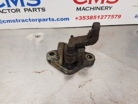 Deutz Dxbis110, Dx120, Dx90 Differential Support Lever 02383832, 02383836 - Aizmugurējā ass - Traktors: foto 2 Deutz Dxbis110, Dx120, Dx90 Differential Support Lever 02383832, 02383836 - Aizmugurējā ass - Traktors: foto 2