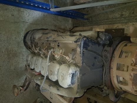 Deutz F6l913 Engine Head, Block, Crankshaft, Cooler Parts 2236202; 02236669 - Dzinējs un rezerves daļas - Traktors: foto 2 Deutz F6l913 Engine Head, Block, Crankshaft, Cooler Parts 2236202; 02236669 - Dzinējs un rezerves daļas - Traktors: foto 2
