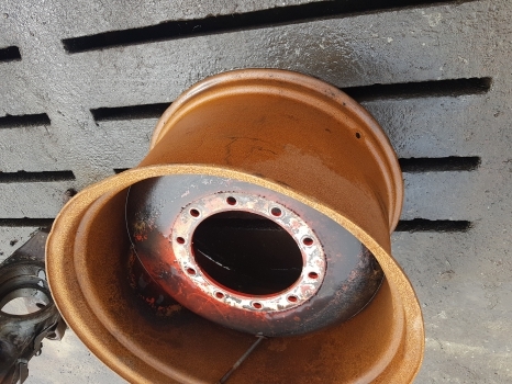 Fendt 724 S4 Massey Ferguson Front Wheel Rim W18x28, Red H718701024018 - Riteņa disks - Traktors: foto 5 Fendt 724 S4 Massey Ferguson Front Wheel Rim W18x28, Red H718701024018 - Riteņa disks - Traktors: foto 5
