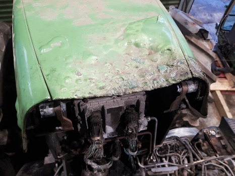 Fendt 928 Bonnet Hood Complete 931502020600, 931502020610, 931502020620 - Virsbūve un ārpuse: foto 2 Fendt 928 Bonnet Hood Complete 931502020600, 931502020610, 931502020620 - Virsbūve un ārpuse: foto 2