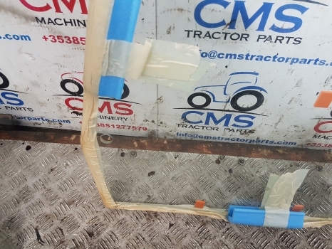 Fermec 750, 760, 860, 865, 955 Case 595 Sle Rear Cab Glass 113241 - Logs un rezerves daļas - Traktors: foto 4 Fermec 750, 760, 860, 865, 955 Case 595 Sle Rear Cab Glass 113241 - Logs un rezerves daļas - Traktors: foto 4