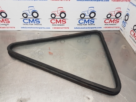 Fiat 1180 Cab Side Glass And Seal 5108674 - Logs un rezerves daļas - Traktors: foto 4 Fiat 1180 Cab Side Glass And Seal 5108674 - Logs un rezerves daļas - Traktors: foto 4