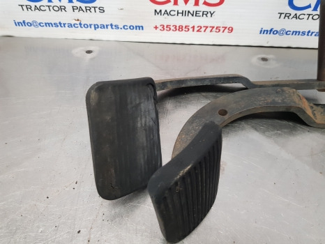 Fiat 140-90, 90-90, 115-90, Brake Pedals Pair 5110643, 5110653 - Bremžu daļas - Lauksaimniecības tehnika: foto 3 Fiat 140-90, 90-90, 115-90, Brake Pedals Pair 5110643, 5110653 - Bremžu daļas - Lauksaimniecības tehnika: foto 3