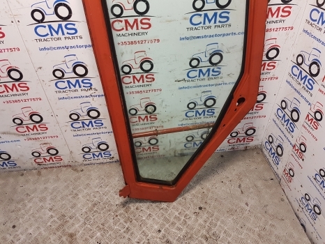 Fiat 160-90dt, 180-90dt, 140-90dt Super Confort Cab Door Rhs 5130873, 5124414 - Durvis un rezerves daļas - Traktors: foto 3 Fiat 160-90dt, 180-90dt, 140-90dt Super Confort Cab Door Rhs 5130873, 5124414 - Durvis un rezerves daļas - Traktors: foto 3