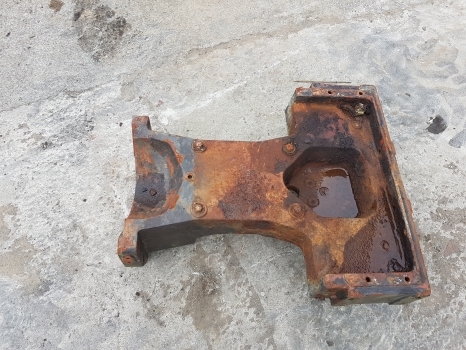 Fiat 70-90, 55-90, 60-90, 80-90 Front Axle Casting, Support 5120492, 5142827 - Priekšējā ass - Traktors: foto 2 Fiat 70-90, 55-90, 60-90, 80-90 Front Axle Casting, Support 5120492, 5142827 - Priekšējā ass - Traktors: foto 2
