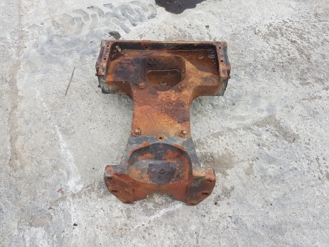 Fiat 70-90, 55-90, 60-90, 80-90 Front Axle Casting, Support 5120492, 5142827 - Priekšējā ass - Traktors: foto 1 Fiat 70-90, 55-90, 60-90, 80-90 Front Axle Casting, Support 5120492, 5142827 - Priekšējā ass - Traktors: foto 1