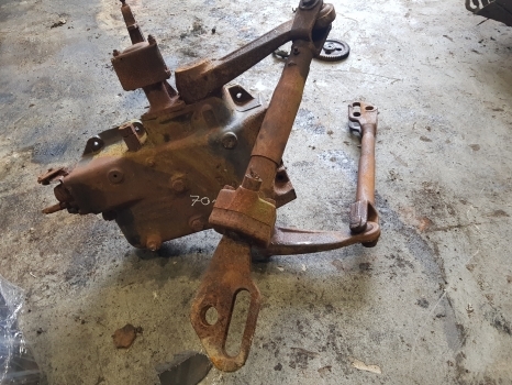 Hidraulika - Traktors Fiat 70-90, 80-90 Hydraulic Lift Cover Assy 5117164, 5125938, 5123957, 5123959: foto 10