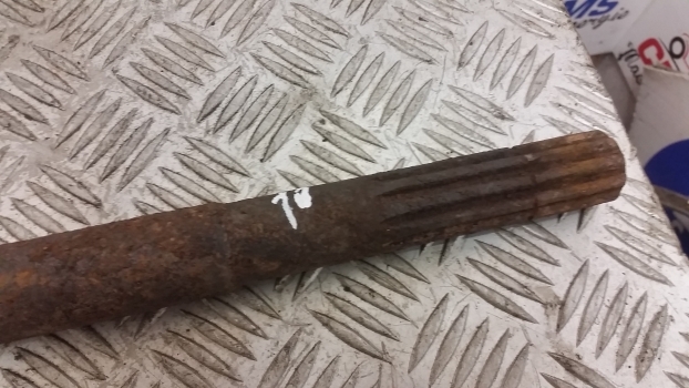 Fiat 70-90dt, 80-90dt, 72-93dt, 88-93dt 4wd Propeller Shaft 5121364 - Kardānvārpsta - Traktors: foto 3 Fiat 70-90dt, 80-90dt, 72-93dt, 88-93dt 4wd Propeller Shaft 5121364 - Kardānvārpsta - Traktors: foto 3
