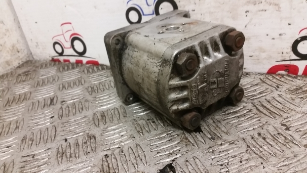 Fiat 780 Hydraulic Pump. Please Check By Photos. - Hidrauliskais sūknis - Traktors: foto 4 Fiat 780 Hydraulic Pump. Please Check By Photos. - Hidrauliskais sūknis - Traktors: foto 4