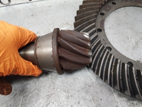 Aizmugurējā ass - Traktors Fiat 90-90, 100-90, 110-90 Rear Axle Bevel Gear Parts 51/10 5128247: foto 9