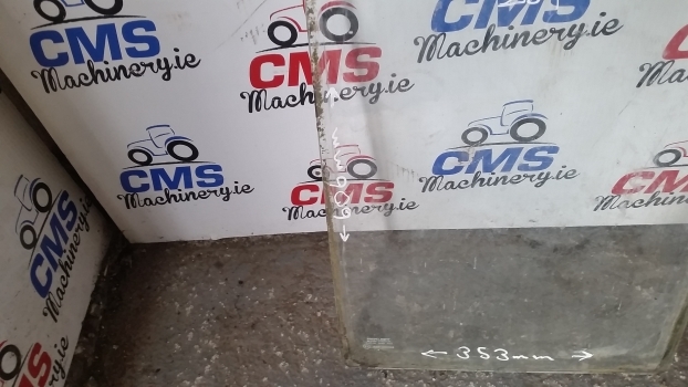 Fiat F, F-dt Series F140, F140dt, F110, F110dt Front Bottom Glass Right 5158494 - Logs un rezerves daļas - Traktors: foto 3 Fiat F, F-dt Series F140, F140dt, F110, F110dt Front Bottom Glass Right 5158494 - Logs un rezerves daļas - Traktors: foto 3