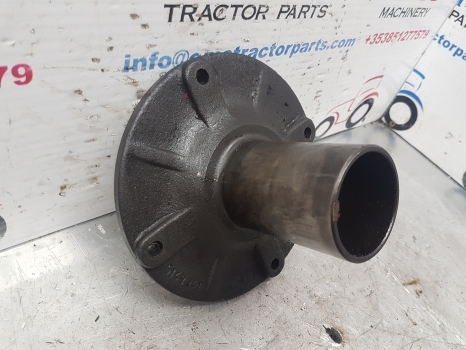 Fiat F Series F100, F120, F140, F130 Transmission Cover Plate 5149941 - Transmisija - Traktors: foto 2 Fiat F Series F100, F120, F140, F130 Transmission Cover Plate 5149941 - Transmisija - Traktors: foto 2