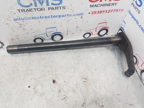 Fiat F Series F115, F120, F100, F130, F140 Clutch Control Lever Shaft 5156444 - Sajūgs un rezerves daļas - Traktors: foto 2 Fiat F Series F115, F120, F100, F130, F140 Clutch Control Lever Shaft 5156444 - Sajūgs un rezerves daļas - Traktors: foto 2