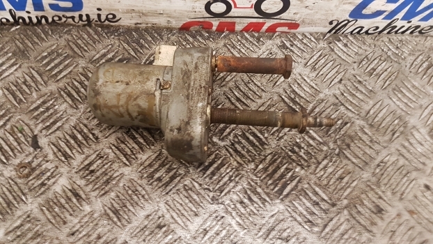 Fiat Parts Wiper Motor - Stikla tīrītājs - Traktors: foto 2 Fiat Parts Wiper Motor - Stikla tīrītājs - Traktors: foto 2