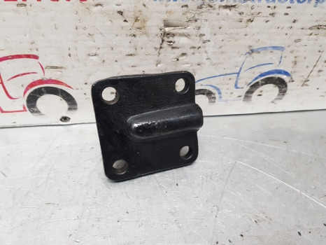 Ford 10, 40 Series 7610 Fwd Drop Box Plate Car125000, Car120878, 83962768 - Priekšējā ass: foto 2 Ford 10, 40 Series 7610 Fwd Drop Box Plate Car125000, Car120878, 83962768 - Priekšējā ass: foto 2
