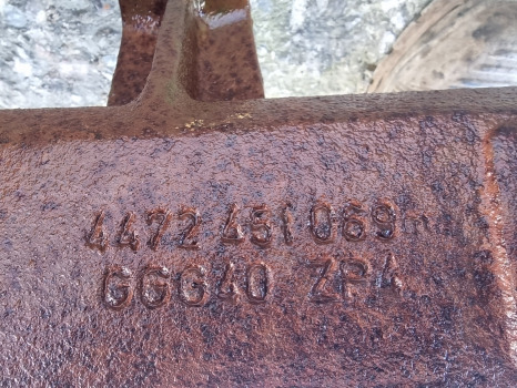 Ford 10 Series 8210 Zf Apl325 Front Axle And Hub 4472154069 - Asis un rezerves daļas: foto 5 Ford 10 Series 8210 Zf Apl325 Front Axle And Hub 4472154069 - Asis un rezerves daļas: foto 5
